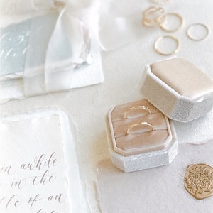 Wedding Ring Box Cream/Beige ~ Wedding Photography Flat Lay Styling Props Natural Neutral Velvet square shape double ring Light Atelier