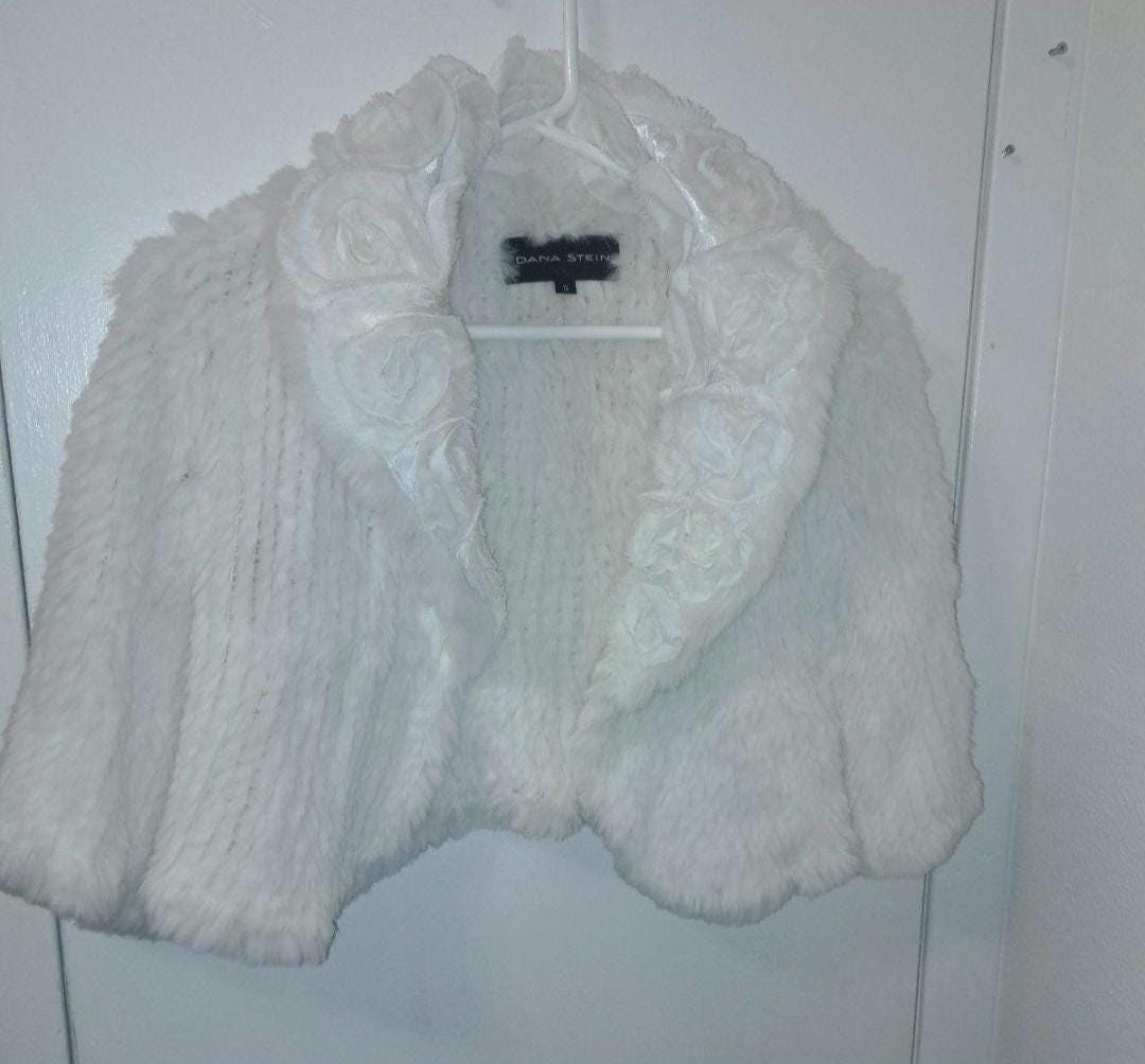 Debut fur shrug deals