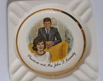 vintage John F. Kennedy cendrier souvenir président et première dame livraison gratuite très bon état