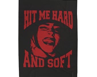 Manta tejida de la era HMHAS – Decoración acogedora para fans de B.E.