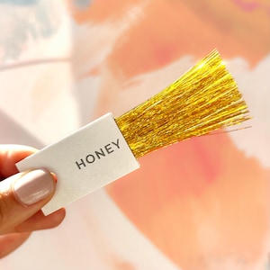YELLOW GOLD 48&quot; Hair Tinsel Heat Resistant Fairy Hair Bling Strands Salon Quality Teens Sparkly Hair Jewelry DIY Glittery Hair Kit for Girls