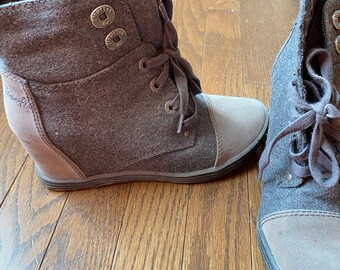 blowfish boots wedge