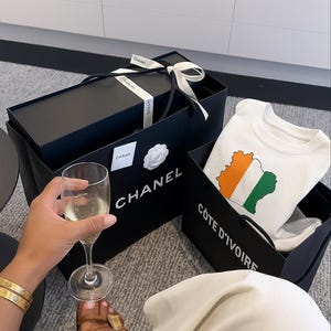 T-shirt Côte d'Ivoire – Design Carte & Drapeau ivoirien | Unisexe | Spécial CAN 2025 | Fierté Africaine|Blanc