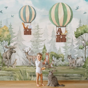 Carta da parati con foresta per bambini ad acquerello, murale con animali carini della giungla, stacca e attacca mongolfiera