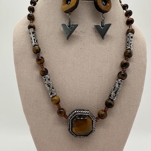 Vintage handmade tigers eye gemstone and hematite beaded necklace and earring set
