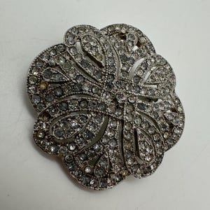 Vintage 60’s silver plated and rhinestone brooch