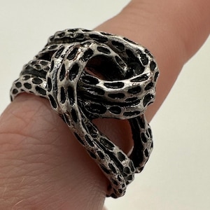 Vintage Premier designs textured knotted style statement ring