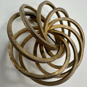 Vintage rustic gold tone love knot brooch pin