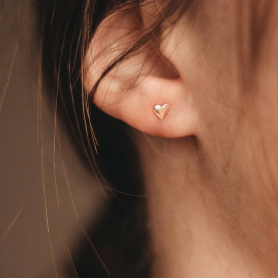 Small Silver Heart Earrings – Butterslip