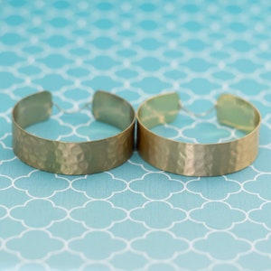 Vintage Simple Flat Ring Gold Tone Hoop Earrings - R13