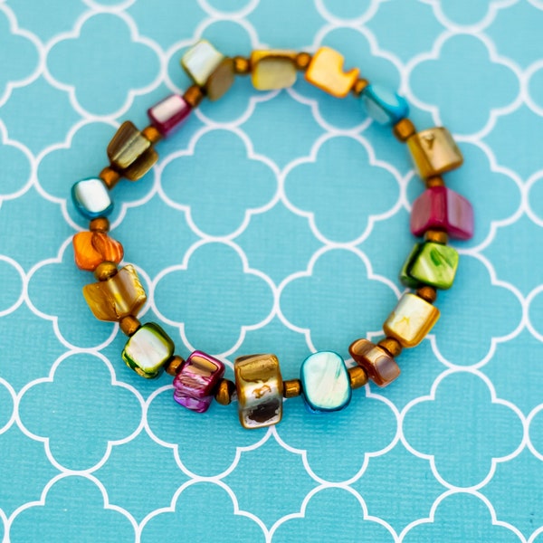 7 inch, Vintage Colorful Cube-shaped Shell Beads Beaded Bracelet - R39