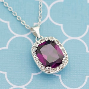 Vintage Violet Stone Silver Necklace 18 inch - R3