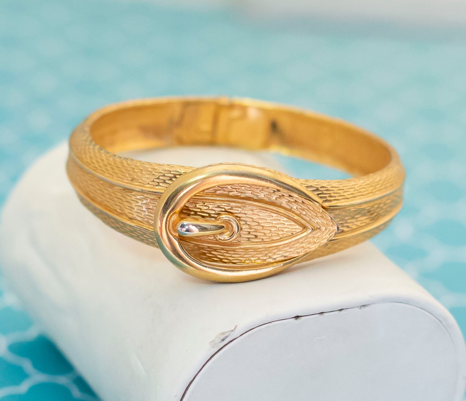 Vintage Golden Belt Hinged Bangle by Avon, 7 Inches - R28 - Etsy