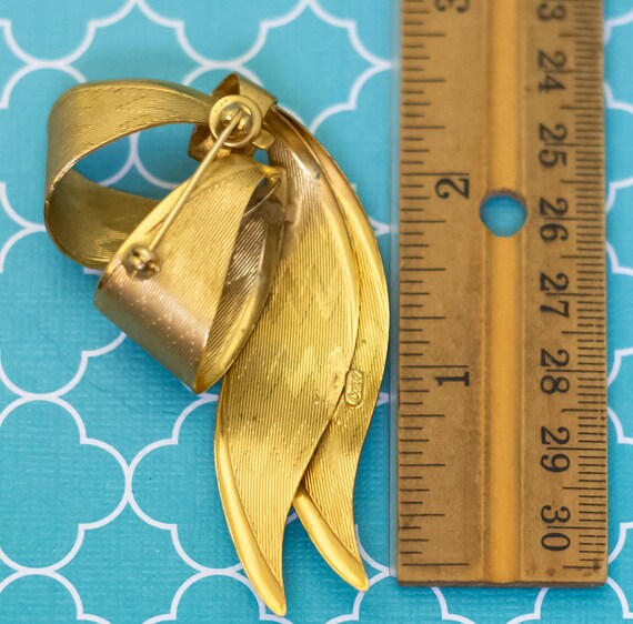 Vintage Ribbon Elven Leaves Gold Tone Brooch by C… - image 3