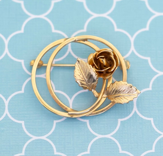 Vintage Golden Spiral Rose Brooch - R1 - image 1