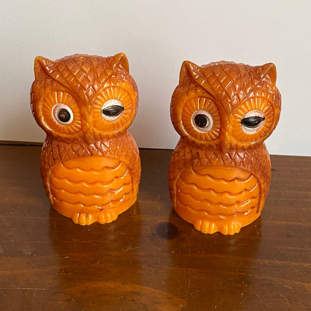Vintage Owl Salt and Pepper Shakers Plastic MCM Winking Owl Hong Kong