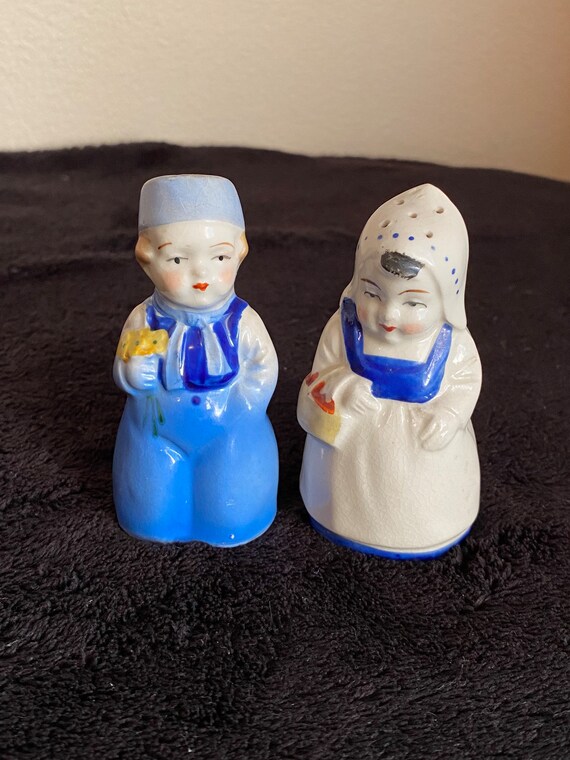 Vintage Dutch Boy and Girl Small Salt and Pepper Shaker Set - Etsy