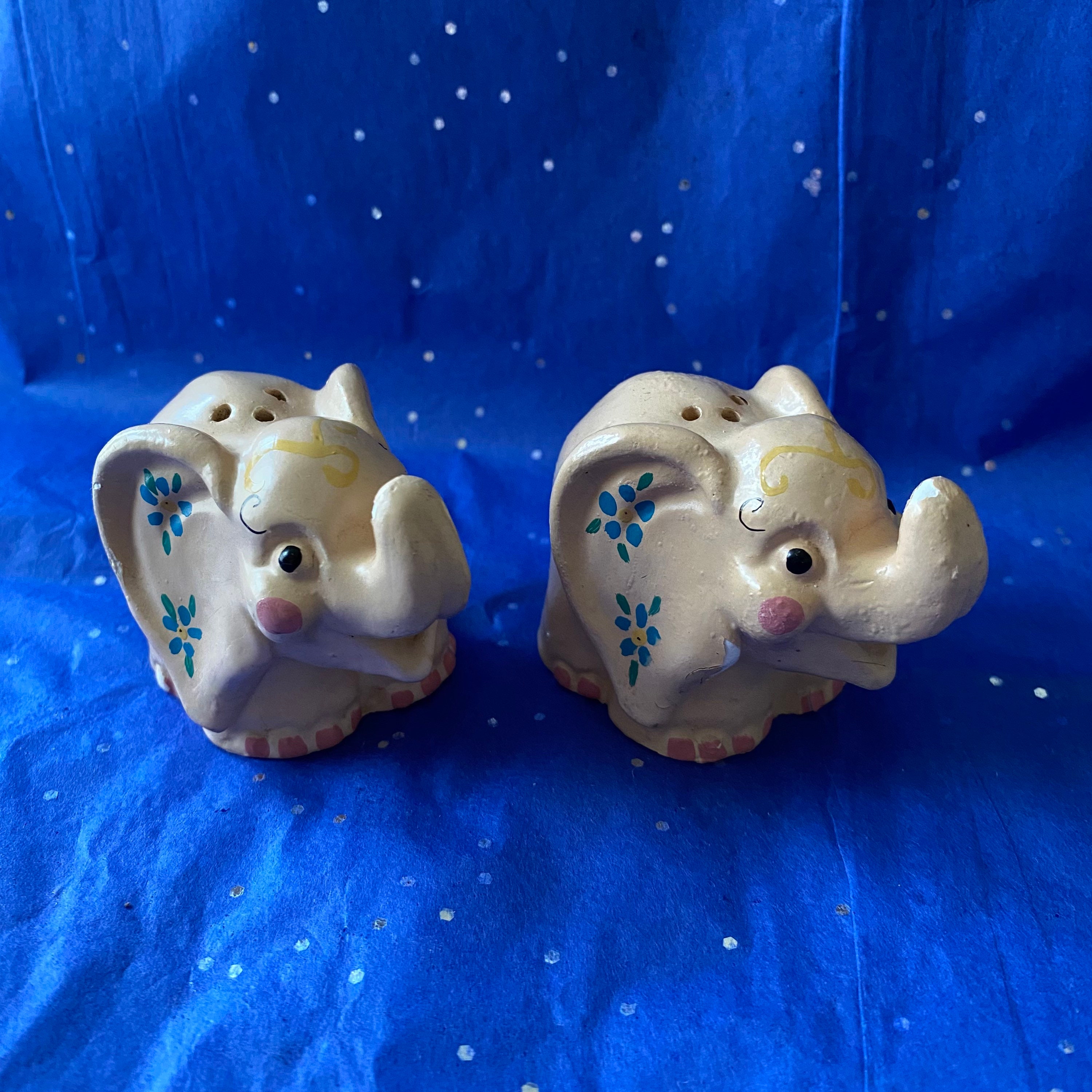 Celadon Ceramic Elephant Salt and Pepper Shakers (Pair) - Round Elepha –  GlobeIn
