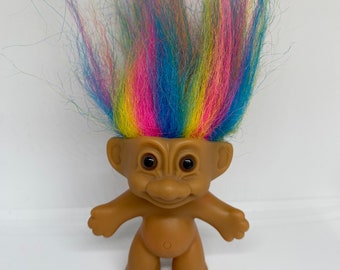 vintage Russ Troll Doll, cheveux arc-en-ciel, yeux bruns, 3 pouces Bright of America