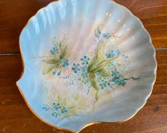 Vintage Clam Shell Trinket Collector Plate Blue