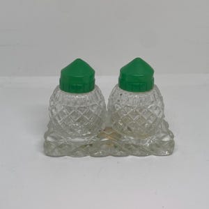 Vintage Glass Round Diamond cut glass salt and pepper shakers with tray Retro Green Caps Japan