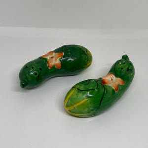 Vintage cucumber pickle salt and pepper shaker set Japan