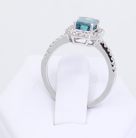 Blue Diamond Ring - image 4