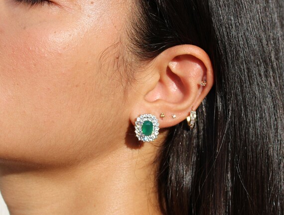 Estate Green Stone Earrings - image 5