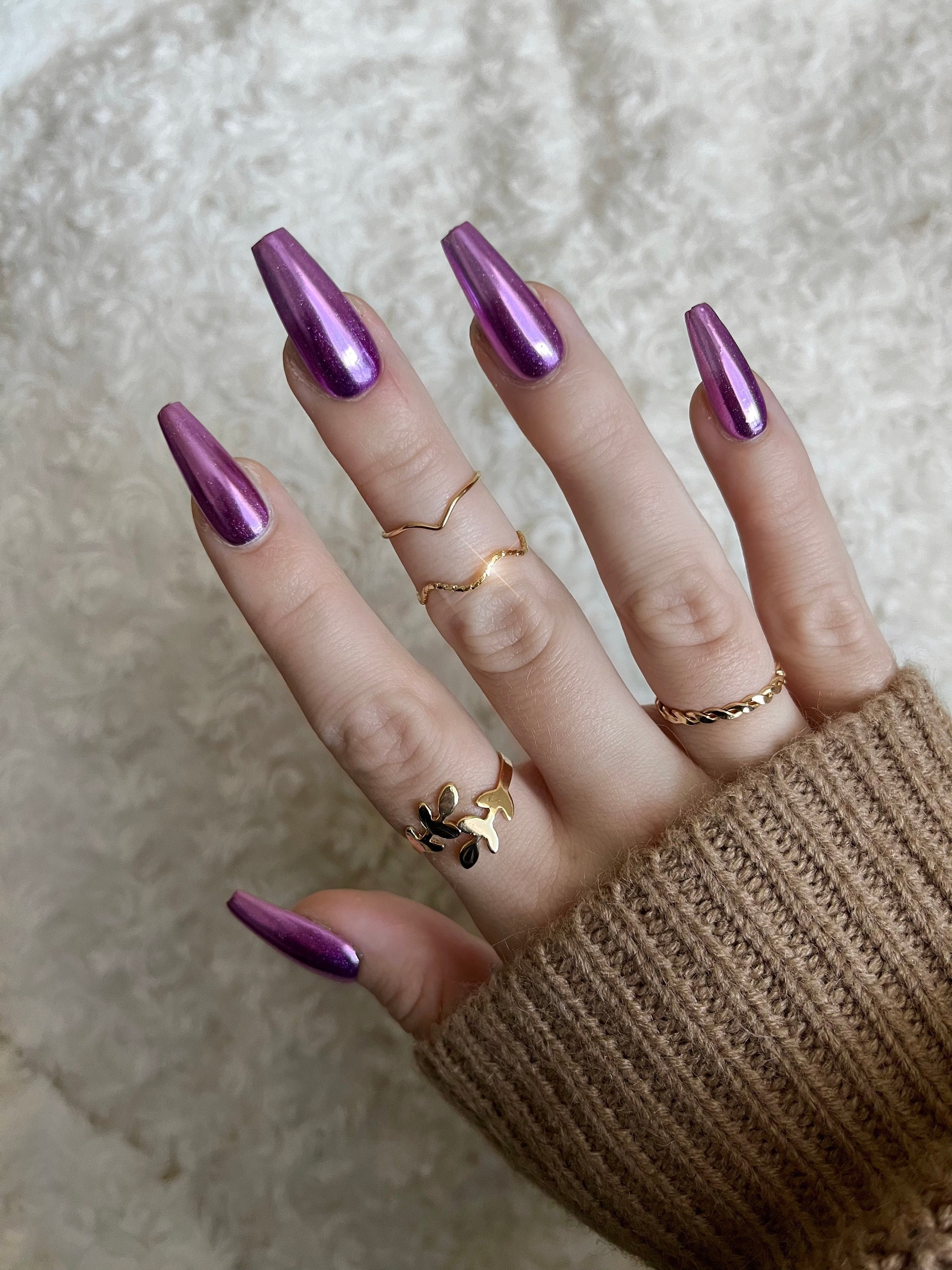 Purple chrome nails deals
