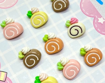 5pc Kawaii Mini cake roll charms, mini charms de pastel Decoden, mini charms de comida, cabujones de comida, charms de resina de espalda plana