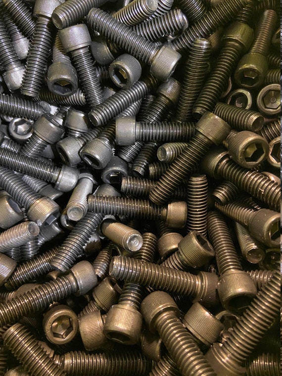 50 Bulloni Con Supporti Climbing 50 Bulloni Da Arrampicata Su Roccia Con Supporti - Grandi, Ferramenta Per Chiodi Da Roccia, Fabbricati Negli USA - Foto 2