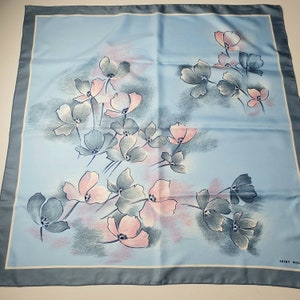 Vintage 1980s Scarf Pastel Colour Scarf, Vintage Floral Headscarf, Feminin, Romantic, Pretty Scarf Retro Vintage Aesthetic Whimsical Fashion