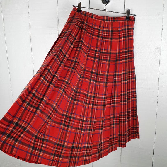 Red Chequed Skirt Pleated 60s 70s Checked XS Skir… - image 1