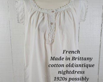 Antique Nightshirt Nightdress White Cotton 1920s 1940s French Made In Brittany Size Small or Medium Cottagecore Romantic Gothic Instagram