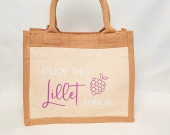 Jutetasche Lillet, Geschenktasche für Getränke, Tasche mit Lillet Spruch in weiß & lila, Tasche enjoy the Lillet things