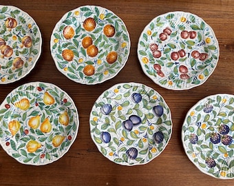 Set of Six Italian Handpainted Wall Plates Fruit Design Country Cottage Style