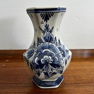 Vintage Delft Blue Hexagon Vase by De Wit Pottery Handpainted