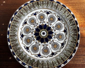 Antique Royal Doulton Cyprus Dinner Plate D. 270mm