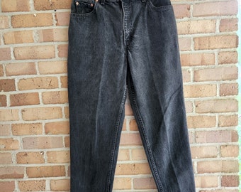 Vintage 551 Levi's Black Denim Relaxed Fit Tapered Leg Jeans