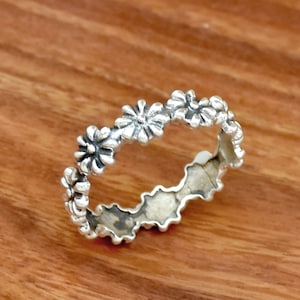 Handmade Ring, Floral ring,Solid 925 Sterling Silver Floral Ring, Flower Ring, floral band,ring for girls,Floral Silver Ring, Gift for women