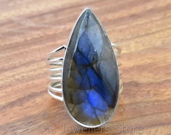 Natural Labradorite 925 Sterling Silver Ring - Blue Fire Gemstone