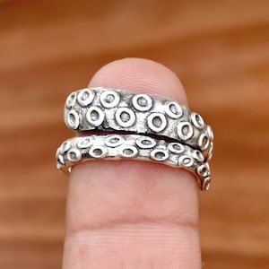 Octopus ring, silver squid tentacle ring, Solid 925 Sterling Silver Ring, Handmade Silver Ring, Adjustable Ring Silver Ring, Gift for Her