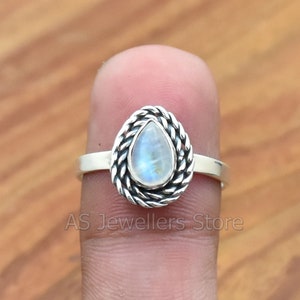 Anello a forma di pera con pietra di luna arcobaleno, fatto a mano: stile boho in argento sterling