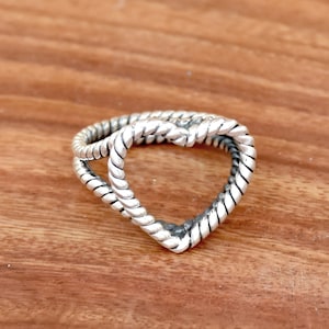 Solid 925 Sterling Silver Heart Shape Ring, Handmade Silver Ring, Heart Ring, Heart 925 Sterling Silver Ring, Gift for Her, Dainty Ring
