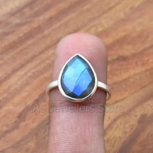 Natural Labradorite Ring, Faceted Blue Fire Ring, 925 Sterling Silver Ring, Handmade Ring, Minimalist Ring, Anniversary Ring, Gift For Him