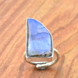 Handmade Ring,925 Sterling Silver Labradorite Ring: Adjustable Blue Fire Gemstone