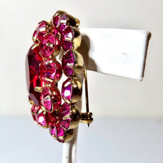 Pink Red Brooch  Vintage Pin 40s 50s 60s Jewelry … - image 4