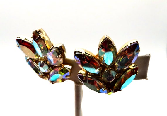 Iridescent Rhinstone Earring Vintage Clip On 40s … - image 6