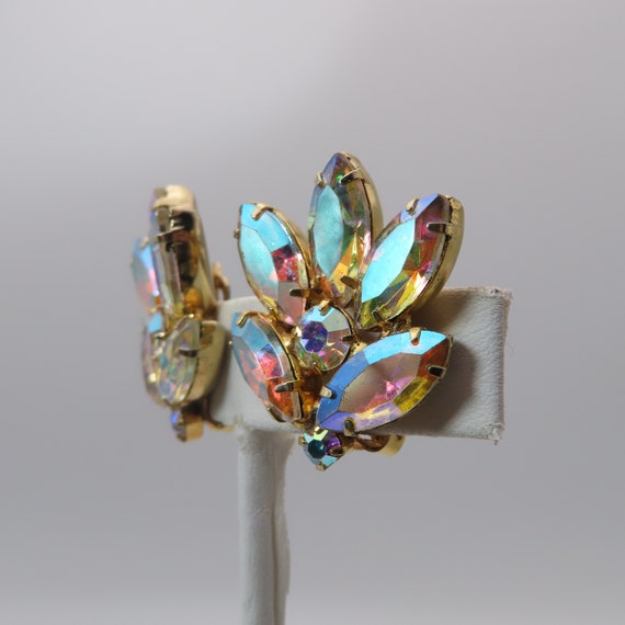 Iridescent Rhinstone Earring Vintage Clip On 40s … - image 9