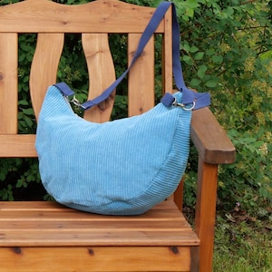 Umhängetasche aus Kord, Halfmoon Bag, Crossbodytasche